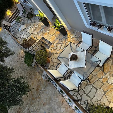 Вилла Angels Court 1 Doukades Экстерьер фото