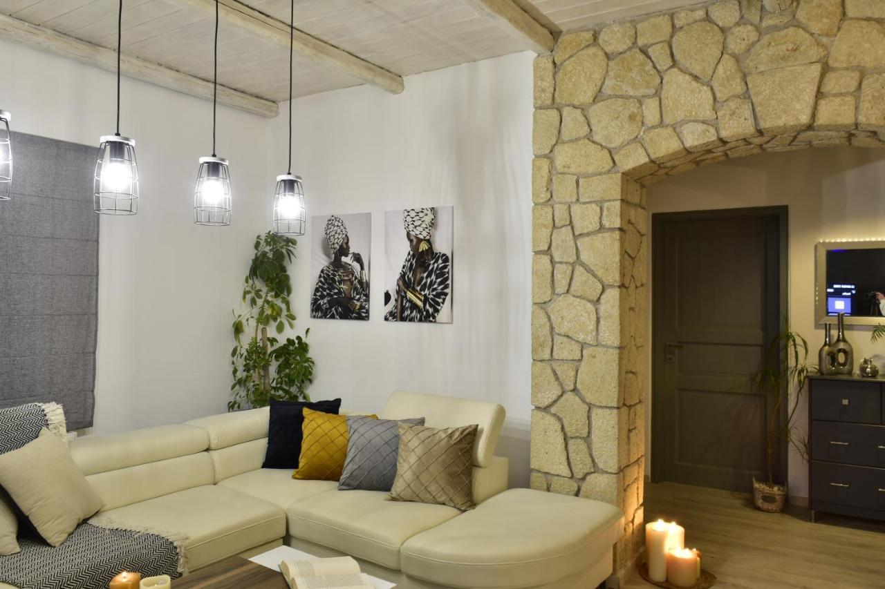 Вилла Angels Court 1 Doukades Экстерьер фото